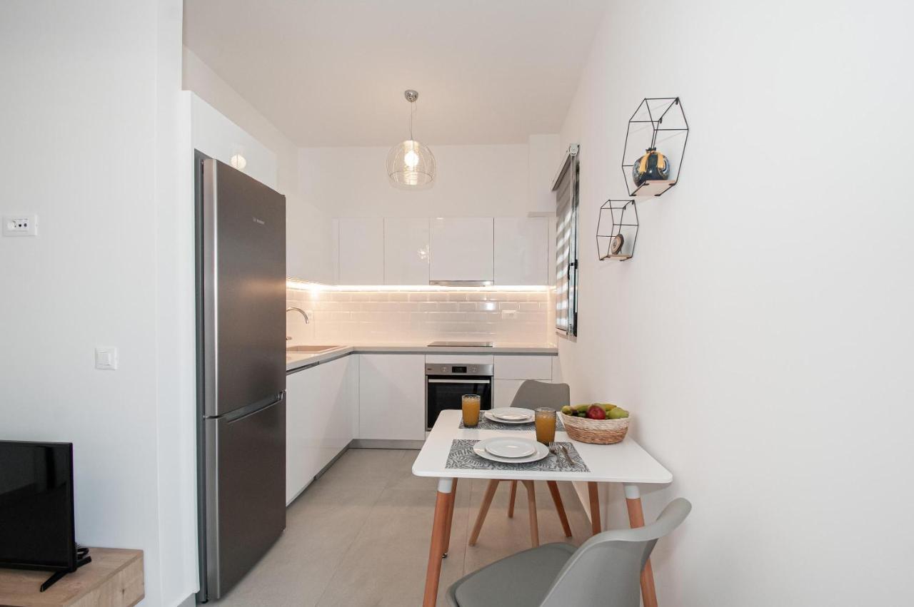 Apartment Anesis Town *